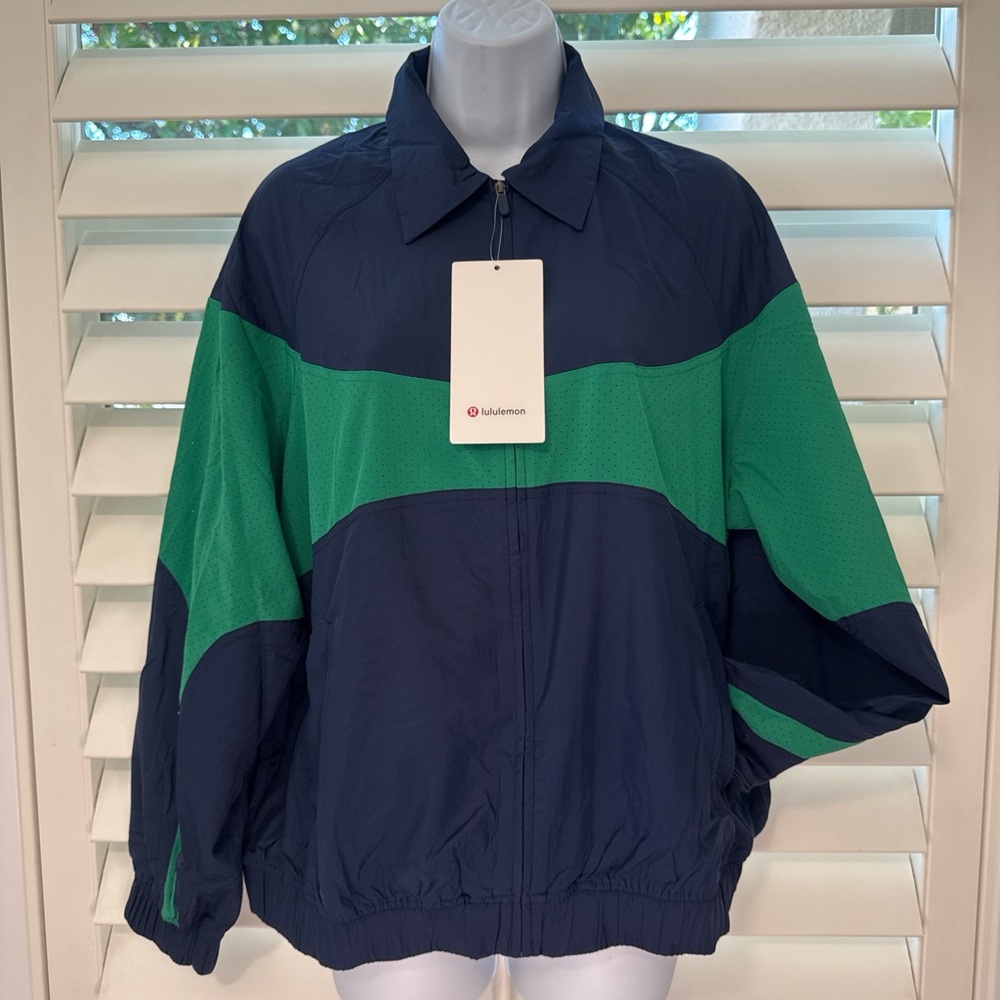 lululemon athletica Navy and Green Colorblock Bomber Jacket